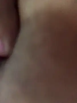 Snapshot of luzmelzinha chatting on October 7, 2025, 7:11 pm luzmelzinha online show from October 7, 2025, 7:11 pm