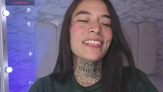 kataleya t online show from September 20, 2025, 3:40 am