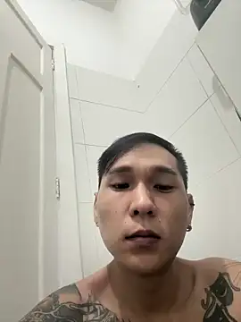 samuelcher online show from November 25, 2025, 9:26 pm