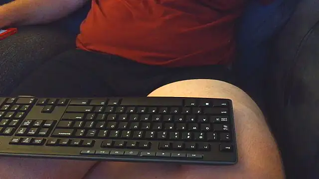 thighguy30 online show from September 9, 2025, 7:08 am