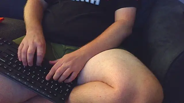 thighguy30 online show from September 12, 2025, 3:06 am