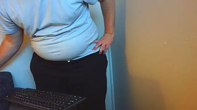 thighguy30 online show from October 1, 2025, 12:38 am