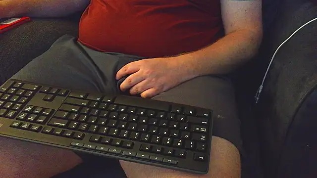 thighguy30 online show from October 21, 2025, 6:08 pm