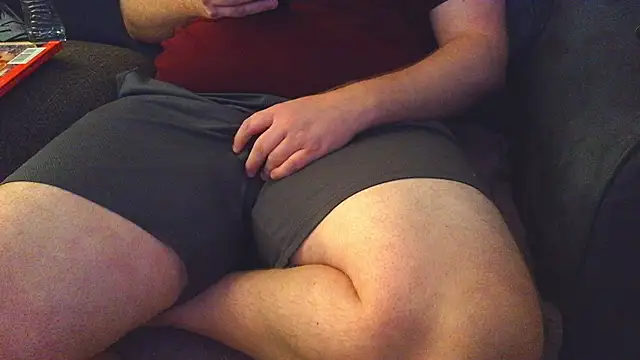 thighguy30 online show from November 8, 2025, 5:12 pm
