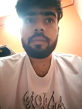 soniriyaa010101 online show from October 17, 2025, 6:43 pm