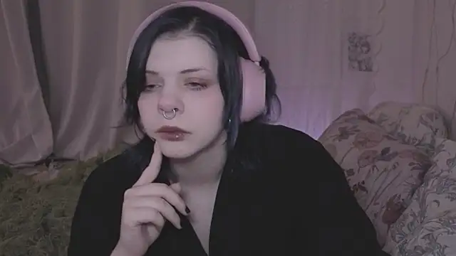 Alice Zev online show from April 15, 2026, 12:28 am