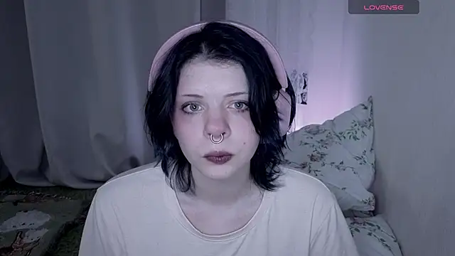 Alice Zev online show from July 13, 2026, 11:29 pm