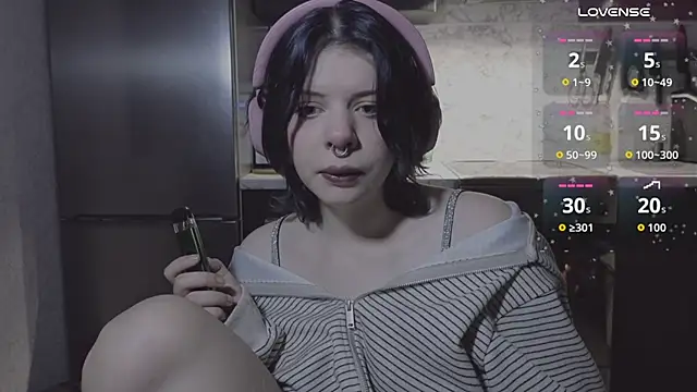 Alice Zev online show from July 21, 2026, 10:56 pm