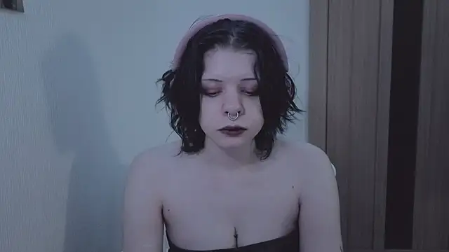 Alice Zev online show from August 1, 2026, 12:21 am