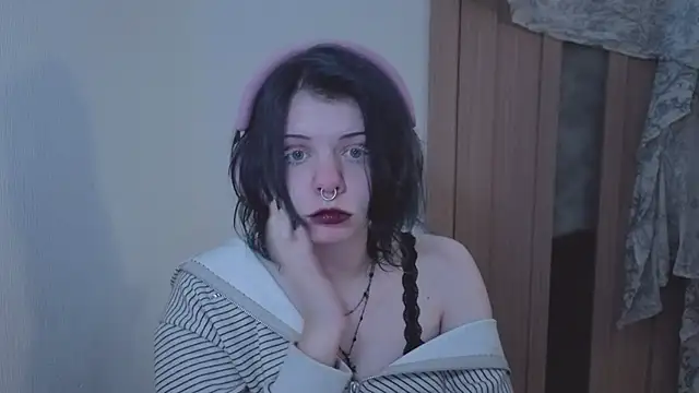 Alice Zev online show from August 3, 2026, 11:19 pm
