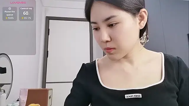 luckckcj online show from March 4, 2026, 8:53 am