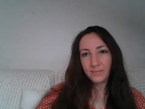 Valessya online show from May 4, 2026, 4:58 pm
