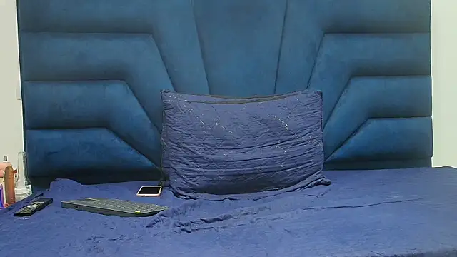 Snapshot of Angell_cooper chatting on February 24, 2026, 2:48 pm Angell cooper online show from February 24, 2026, 2:48 pm