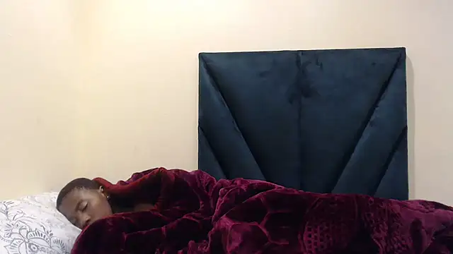 Snapshot of Didienana chatting on September 22, 2025, 11:29 pm Didienana online show from September 22, 2025, 11:29 pm