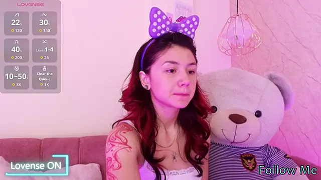 Snapshot of april_bennett chatting on September 24, 2025, 12:19 pm april bennett online show from September 24, 2025, 12:19 pm