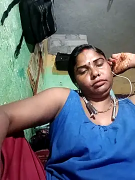 Snapshot of SweetKomal89 chatting on November 1, 2025, 8:44 pm SweetKomal89 online show from November 1, 2025, 8:44 pm