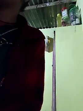 Snapshot of SweetKomal89 chatting on November 13, 2025, 11:47 pm SweetKomal89 online show from November 13, 2025, 11:47 pm