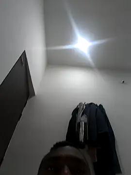 Chanderi19 online show from December 15, 2025, 1:10 am