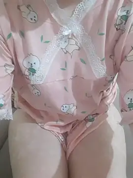 Snapshot of Lamya-dalo3a chatting on October 13, 2025, 1:16 am Lamya-dalo3a online show from October 13, 2025, 1:16 am