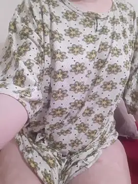 Snapshot of Lamya-dalo3a chatting on November 5, 2025, 11:49 pm Lamya-dalo3a online show from November 5, 2025, 11:49 pm