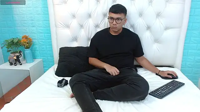 titanxero online show from September 20, 2025, 12:50 pm