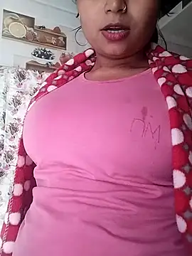 Hot-Pooja25 online show from February 4, 2026, 2:17 am