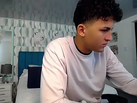 Snapshot of Axel_savage chatting on October 8, 2025, 12:14 pm Axel savage online show from October 8, 2025, 12:14 pm