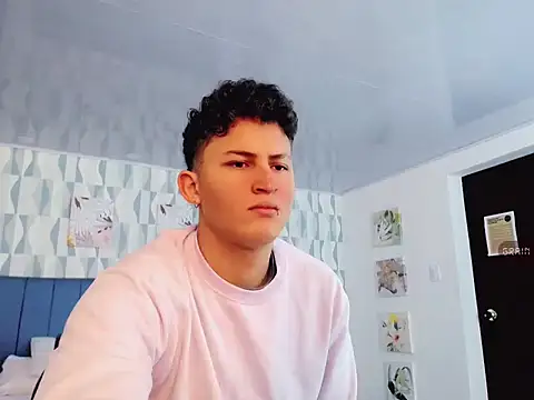 Snapshot of Axel_savage chatting on October 10, 2025, 12:04 pm Axel savage online show from October 10, 2025, 12:04 pm