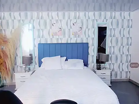 Snapshot of Axel_savage chatting on October 19, 2025, 11:55 am Axel savage online show from October 19, 2025, 11:55 am