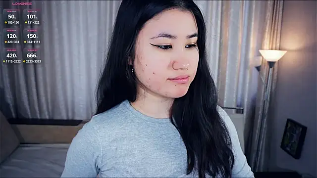 Snapshot of DebrahJungels chatting on November 3, 2025, 8:26 am DebrahJungels online show from November 3, 2025, 8:26 am