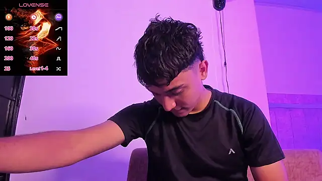 Snapshot of Austin_Cardieff_ chatting on September 27, 2025, 3:44 am Austin Cardieff online show from September 27, 2025, 3:44 am