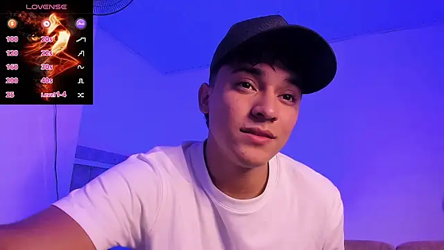 Snapshot of Austin_Cardieff_ chatting on October 22, 2025, 8:08 pm Austin Cardieff online show from October 22, 2025, 8:08 pm