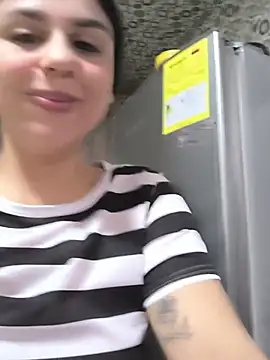 Snapshot of Daniela-rosee chatting on July 15, 2026, 2:50 am Daniela-rosee online show from July 15, 2026, 2:50 am