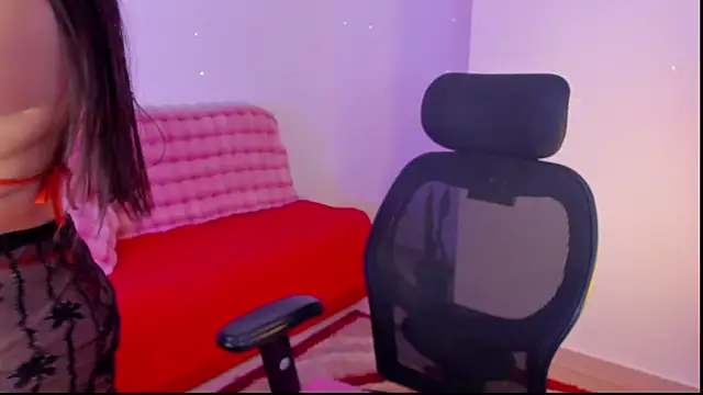 SofiaBermudez online show from November 13, 2025, 1:04 am