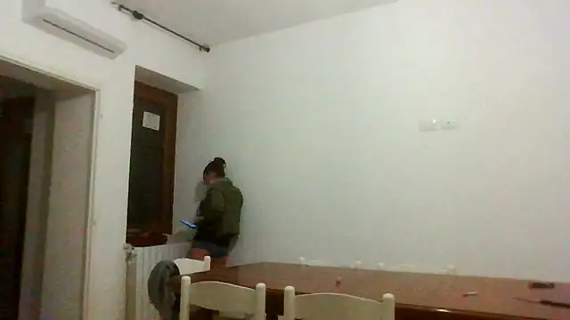 Astrid3 online show from November 24, 2025, 8:08 pm