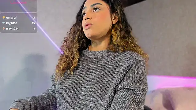 Salomeferreira  online show from November 16, 2025, 6:30 am