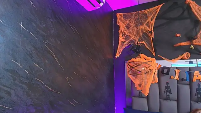 Snapshot of kissme_luna chatting on October 26, 2025, 6:58 pm kissme luna online show from October 26, 2025, 6:58 pm