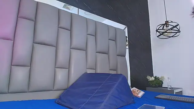 kissme luna online show from January 14, 2026, 6:57 pm