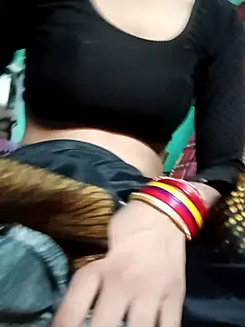 Snapshot of Aasha_devi05 chatting on October 5, 2025, 5:55 pm Aasha devi05 online show from October 5, 2025, 5:55 pm