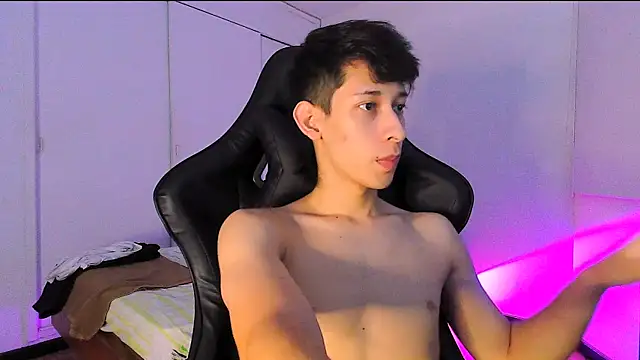 Danielsex 10 online show from January 12, 2026, 1:33 am