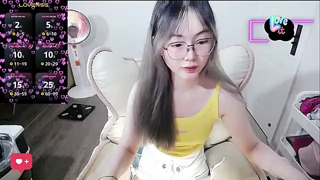 baby-yaya20 online show from March 14, 2026, 11:04 am