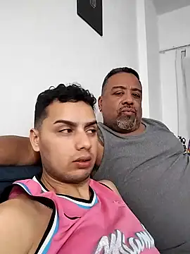 gatitosexxi online show from September 10, 2025, 5:07 am