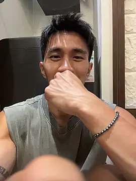 gooodboiii online show from April 26, 2026, 3:10 pm