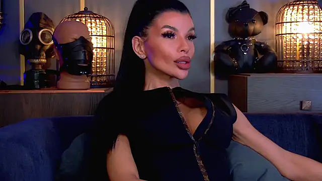 EleniaDevons online show from April 17, 2026, 1:03 pm