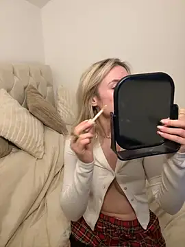 Snapshot of SexySaraxxoo chatting on October 21, 2025, 5:13 pm SexySaraxxoo online show from October 21, 2025, 5:13 pm