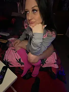 shortywidaphatty online show from March 4, 2026, 10:43 am