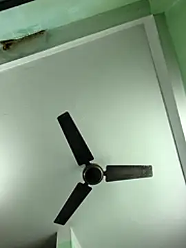 Snapshot of cuteeepriya chatting on November 19, 2025, 12:05 pm cuteeepriya online show from November 19, 2025, 12:05 pm