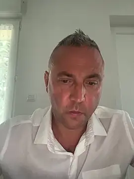 Snapshot of Marronglace1 chatting on May 5, 2026, 1:08 pm Marronglace1 online show from May 5, 2026, 1:08 pm