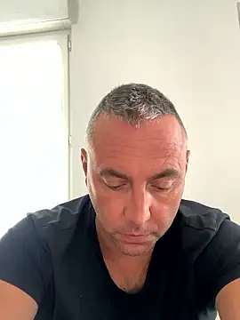 Snapshot of Marronglace1 chatting on June 11, 2026, 1:09 pm Marronglace1 online show from June 11, 2026, 1:09 pm