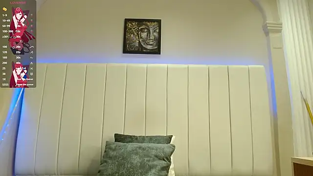 kendra lux1 online show from November 19, 2025, 12:49 pm